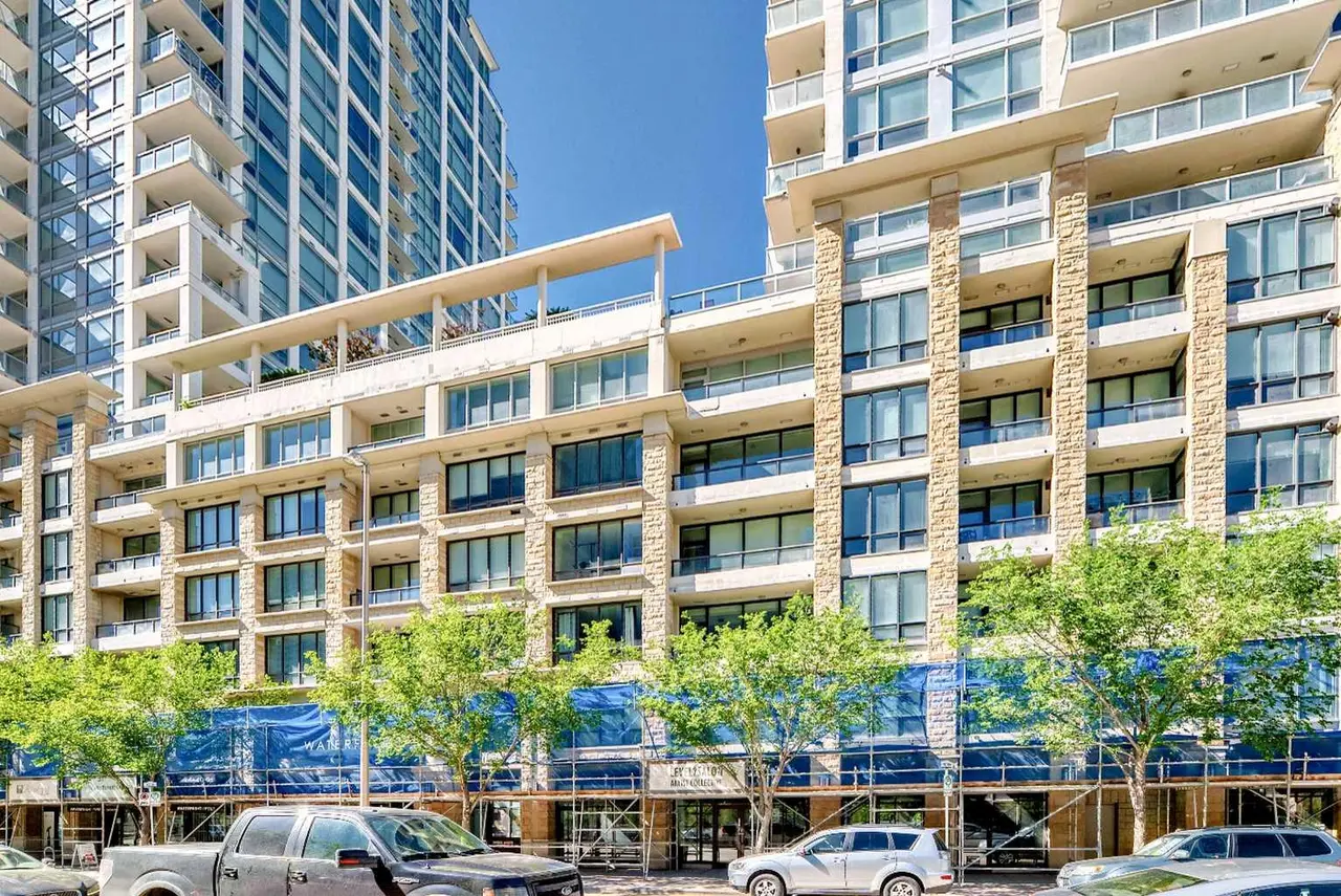 1126, 222 Riverfront Avenue SW