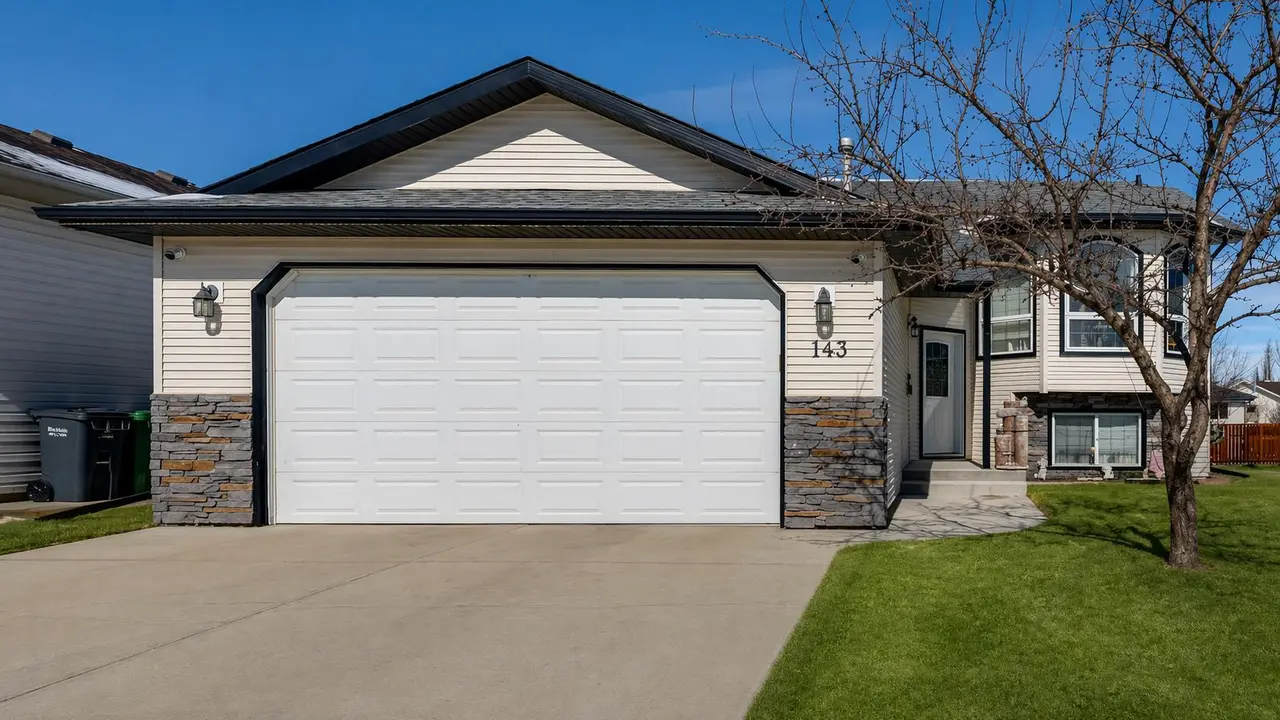 143 Ackerman Crescent
