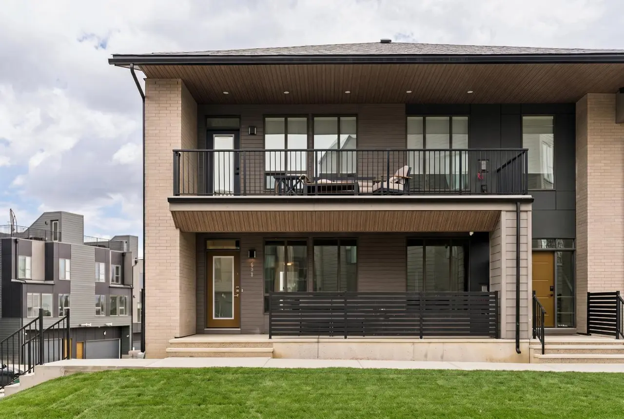 605 Sovereign Common SW
