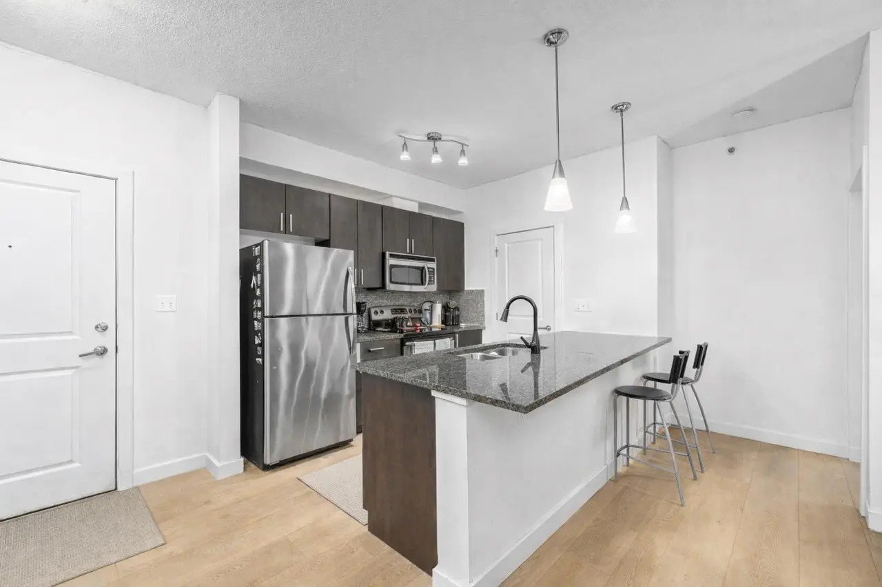 427, 11 Millrise Drive SW