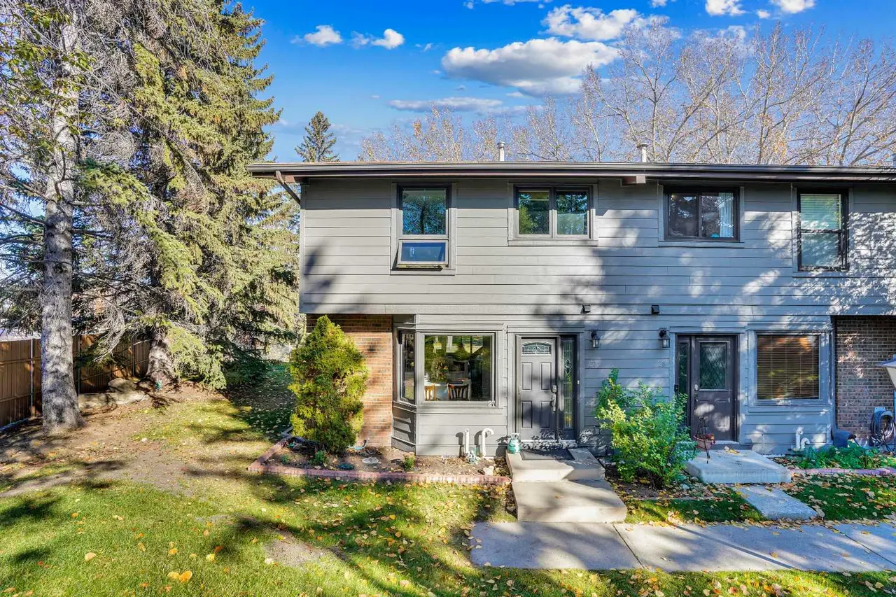 27, 10910 Bonaventure Drive SE