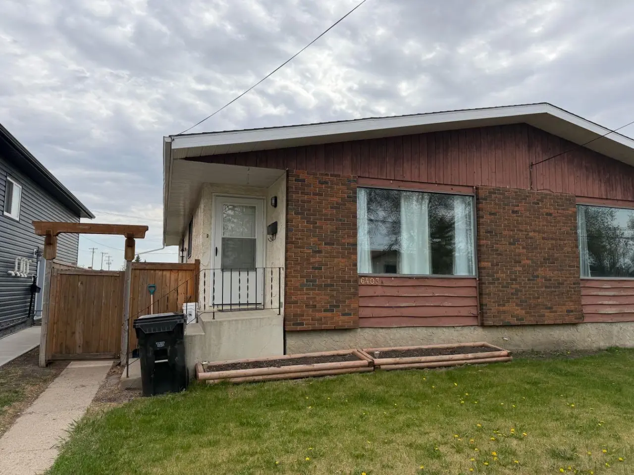 6403A 49 Avenue