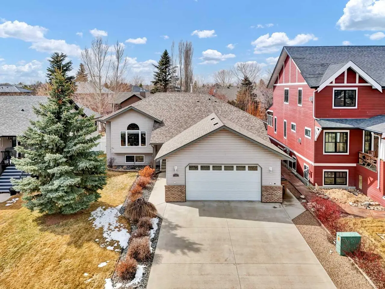 99 Greystone Close