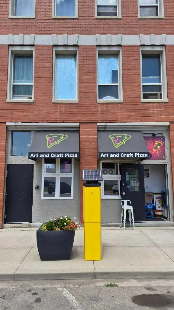 122 5 Street S