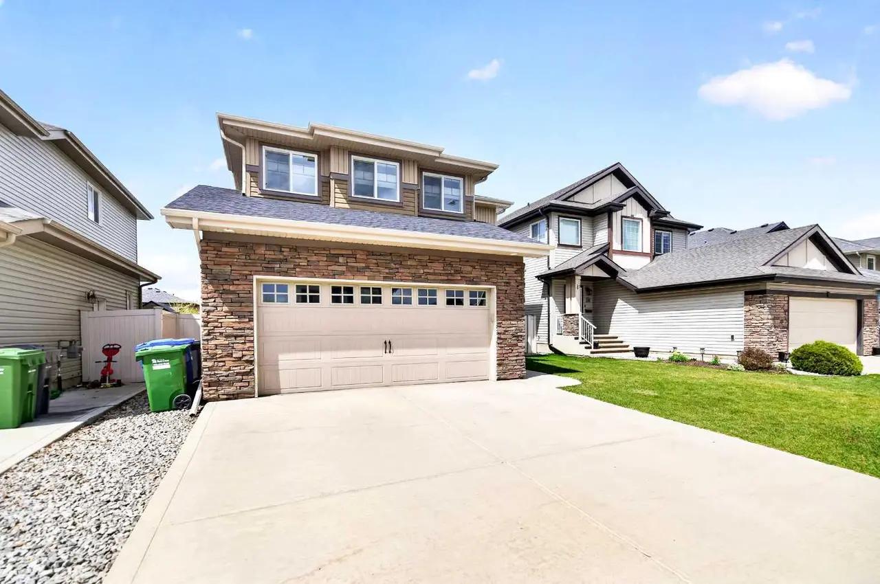 22 Caribou Crescent 