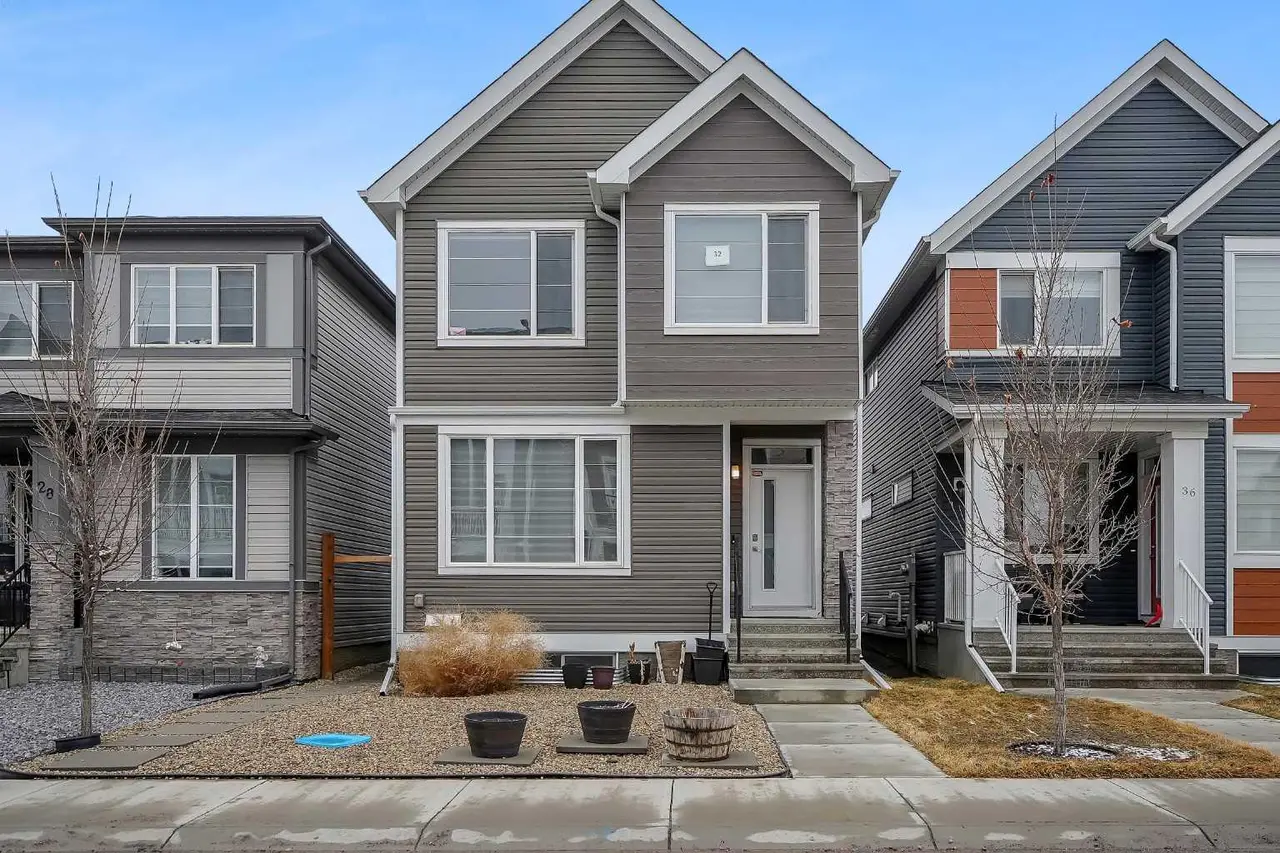 32 SETON Row SE