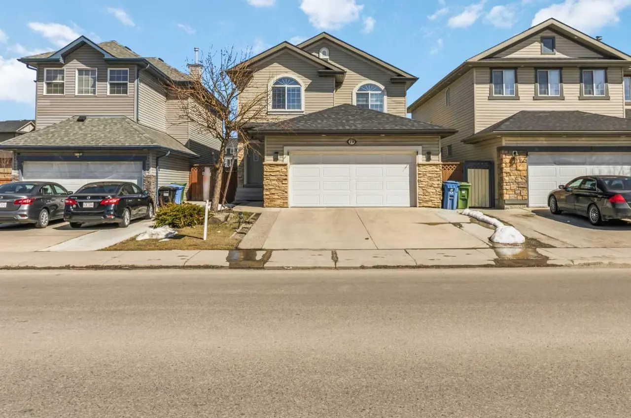 19 Saddleland Drive