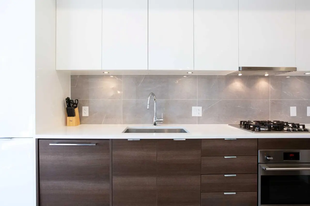 311, 138 Waterfront Court SW