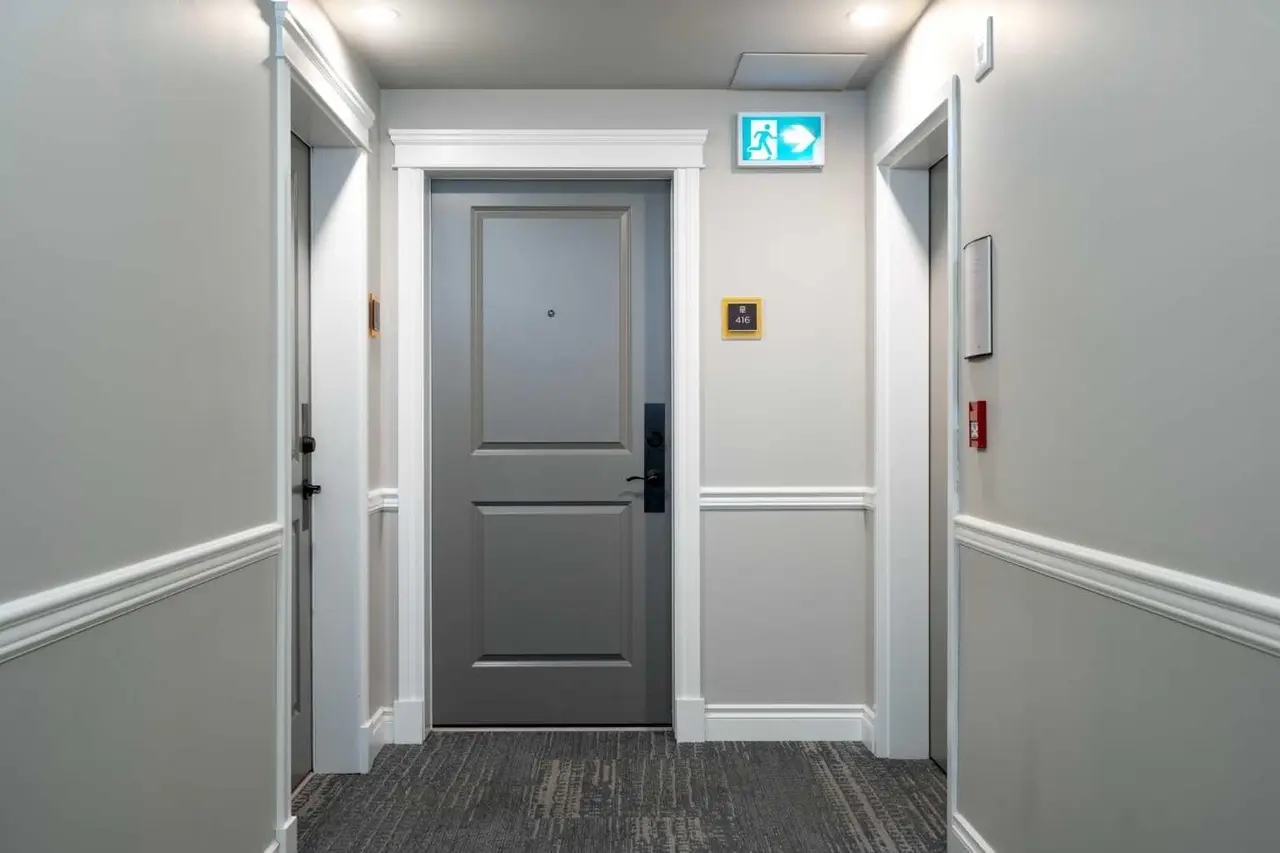 416, 30 Mahogany Mews SE
