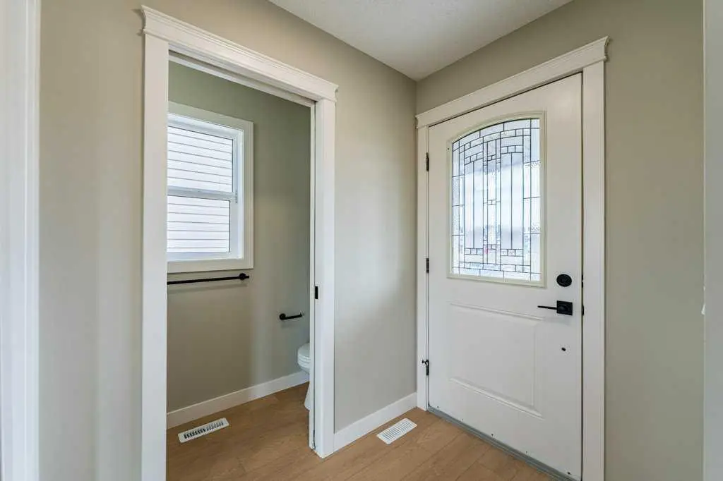 11 Saddlemont Close NE