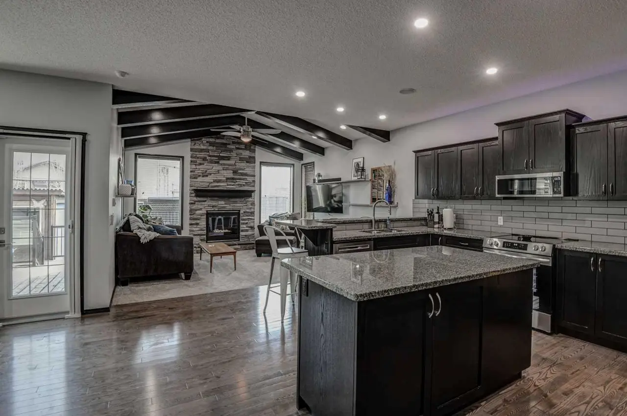 23 Cranberry Circle SE