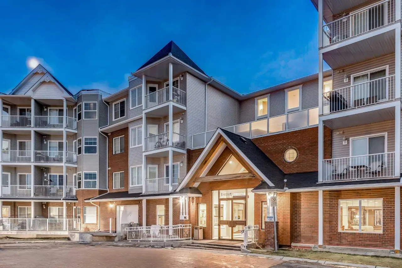 327, 8 PRESTWICK POND Terrace SE