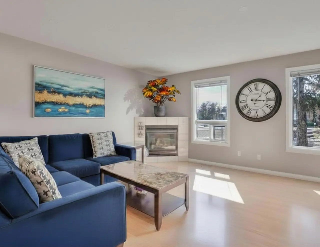 1004 Penrith Crescent SE