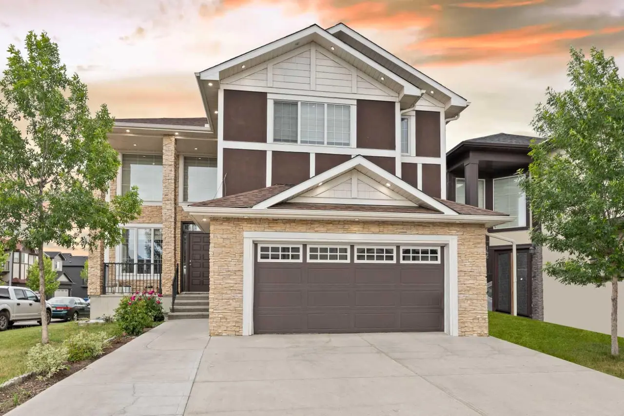 150 Saddlelake Grove NE