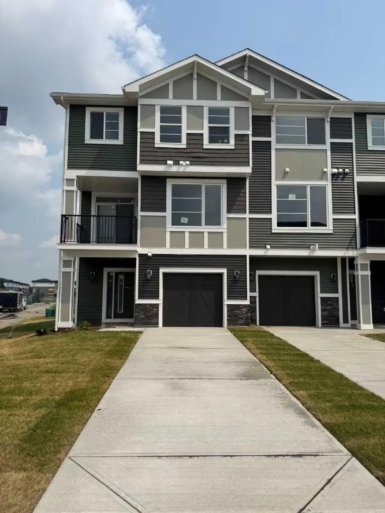 4 Waterford Glen 