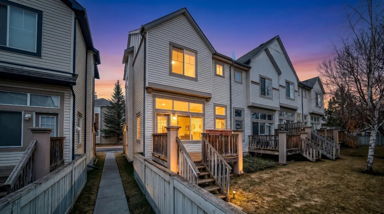 17 Copperfield Court SE