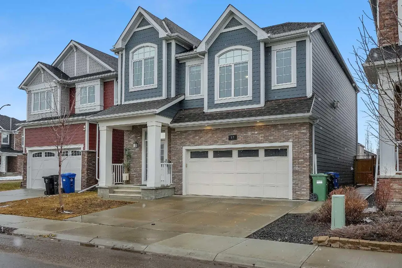 17 Yorkstone Way SW