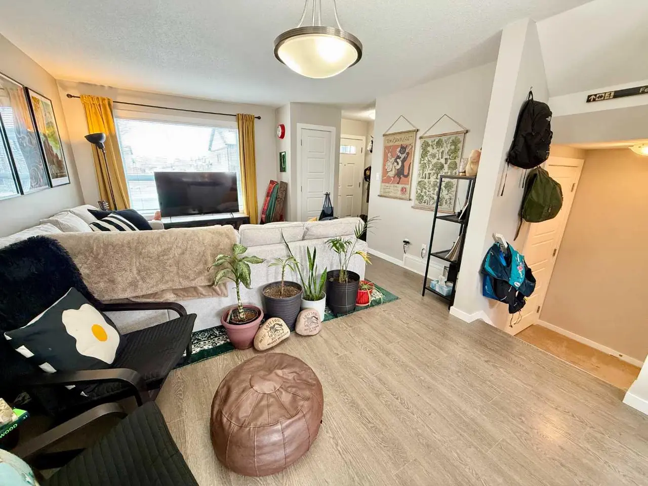 3, 1134 Keystone Road W