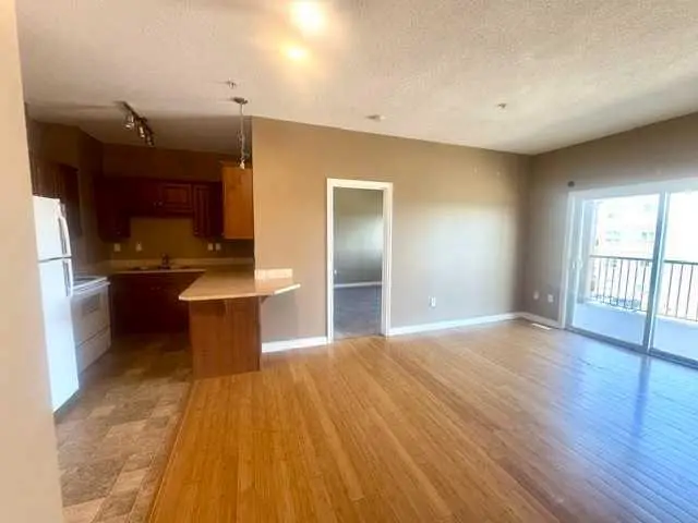 301, 9225 Lakeland Drive 