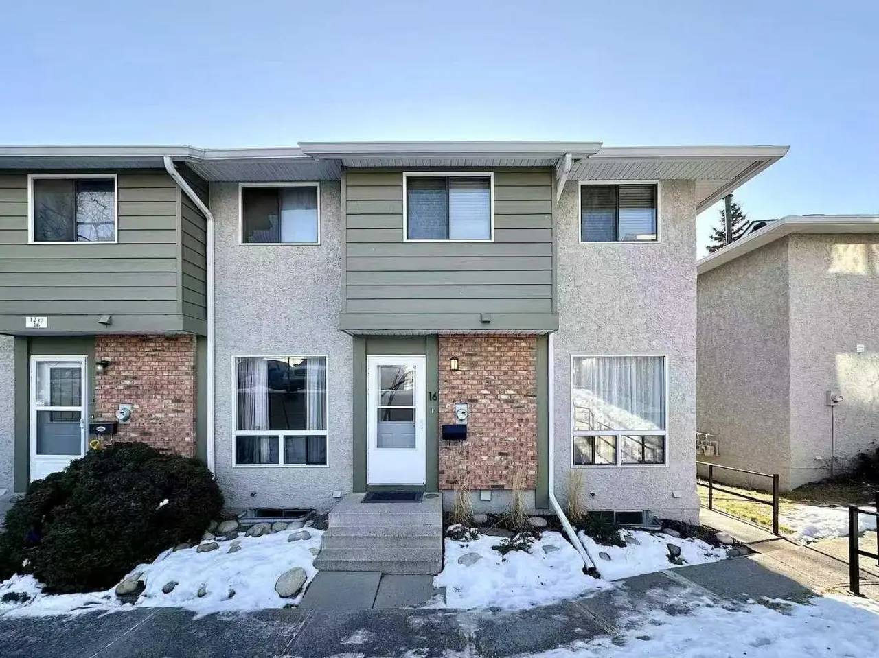 16, 6915 Ranchview Drive NW