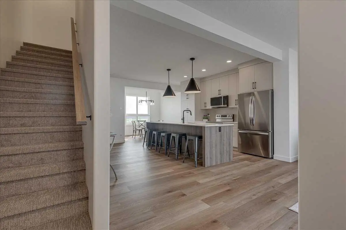 44 Lavelle Close 