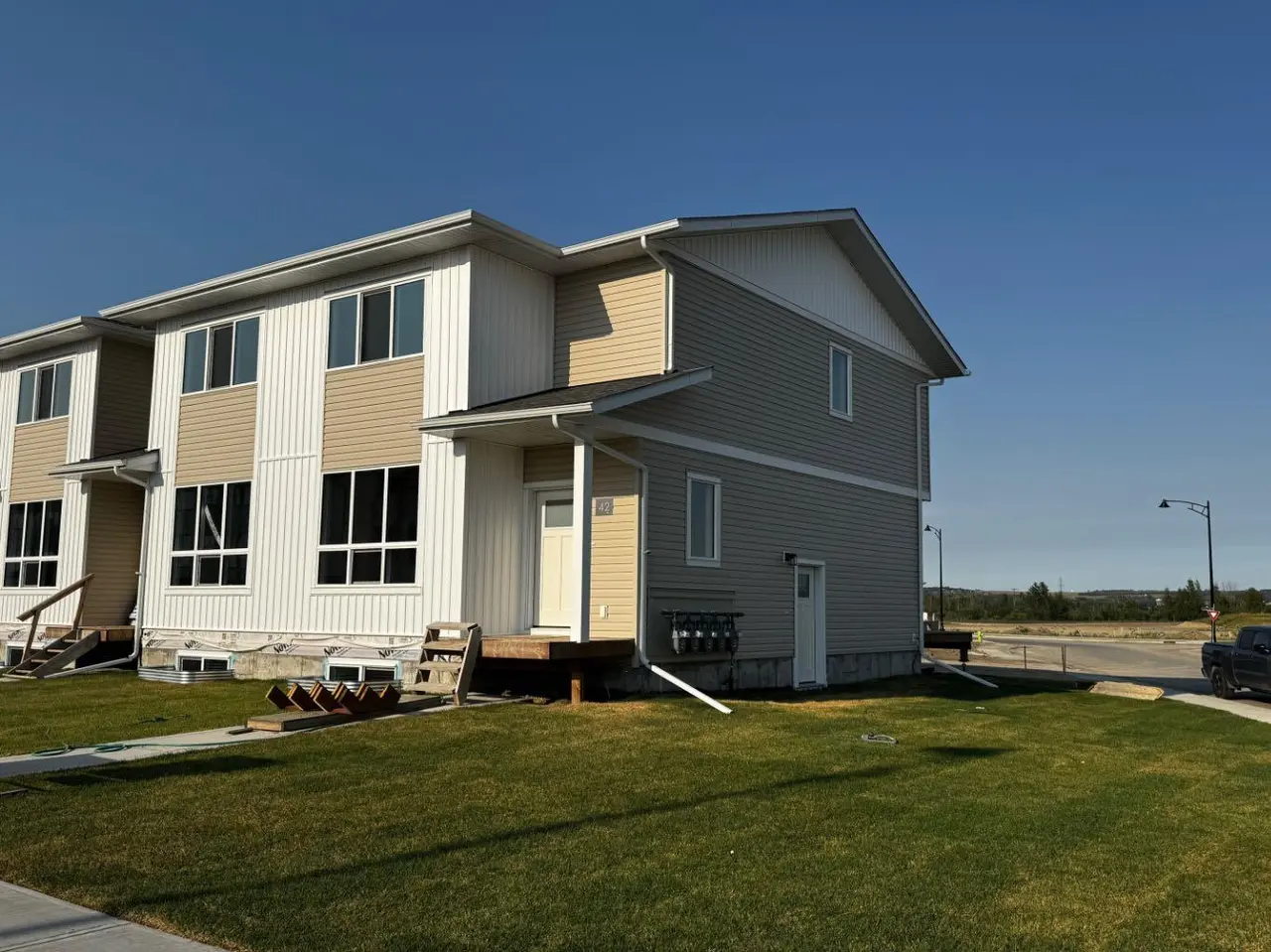 42 Lavelle Close 