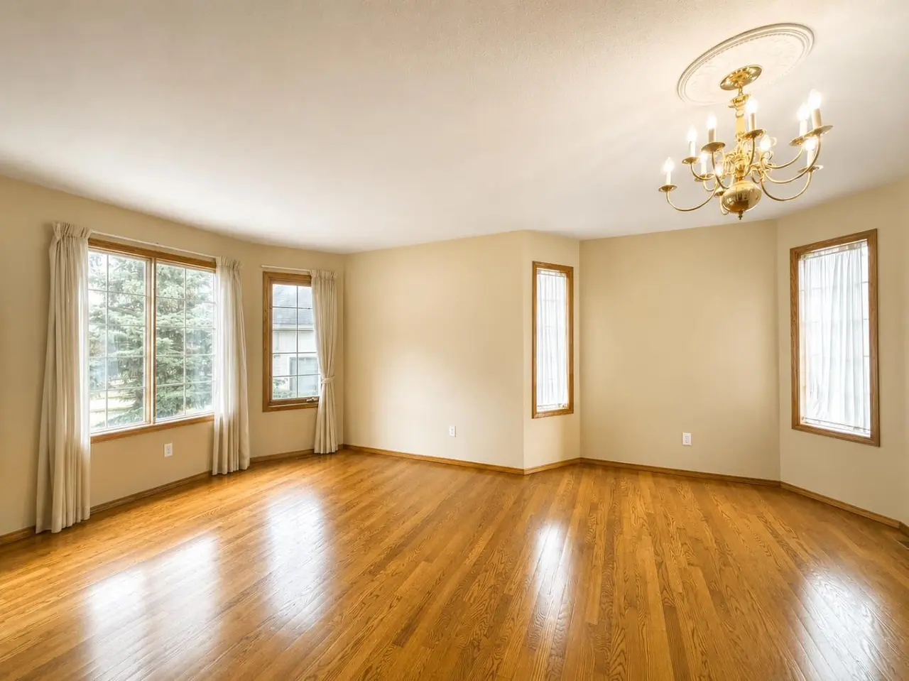 59 Edgebrook Circle NW