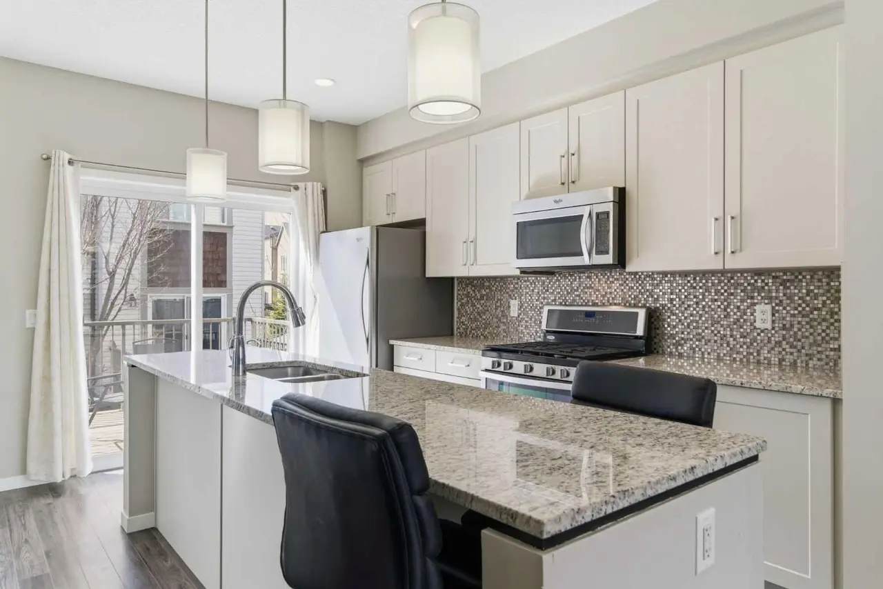 150 Copperpond Villas SE