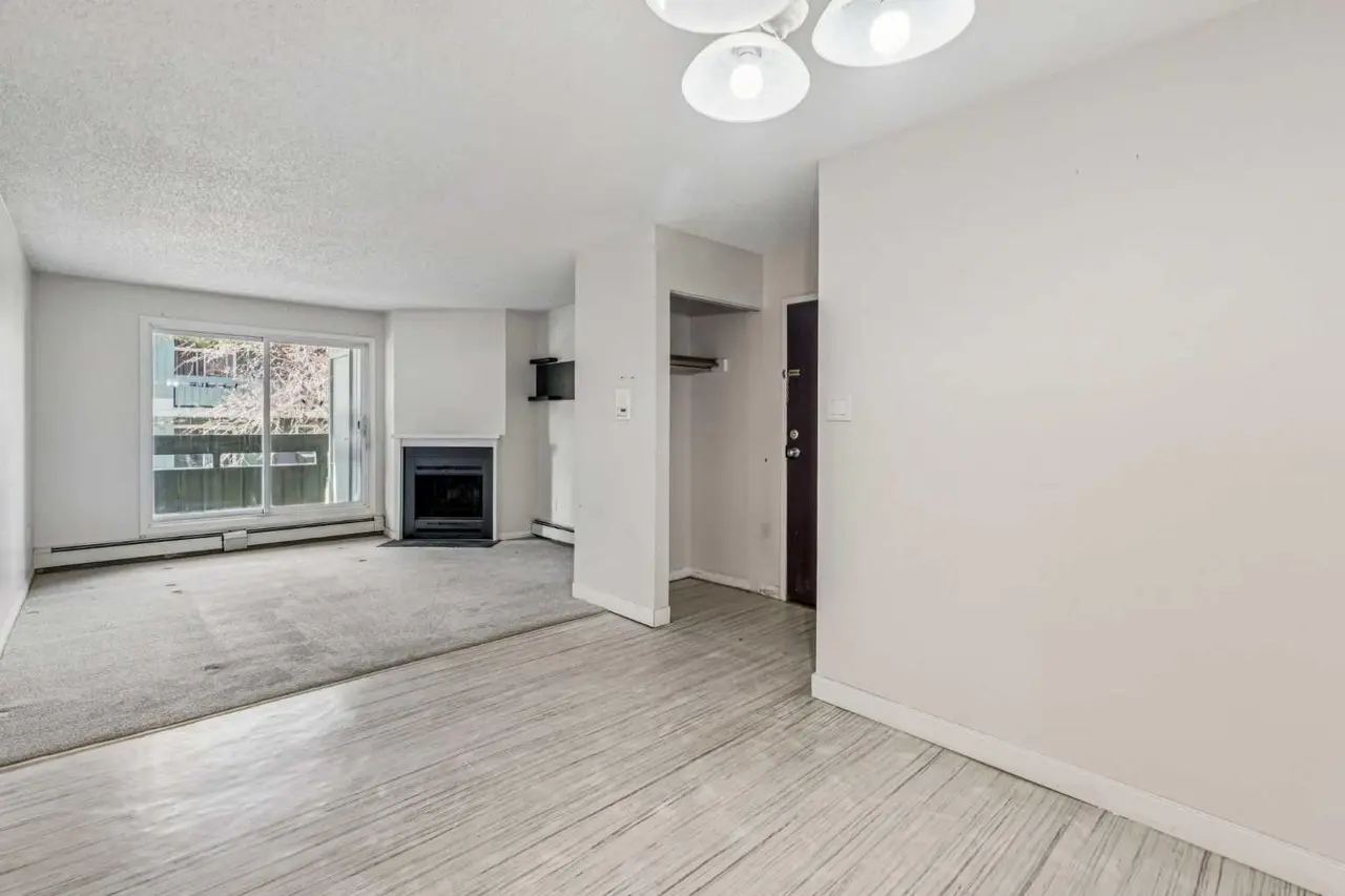 3202, 315 Southampton Drive SW