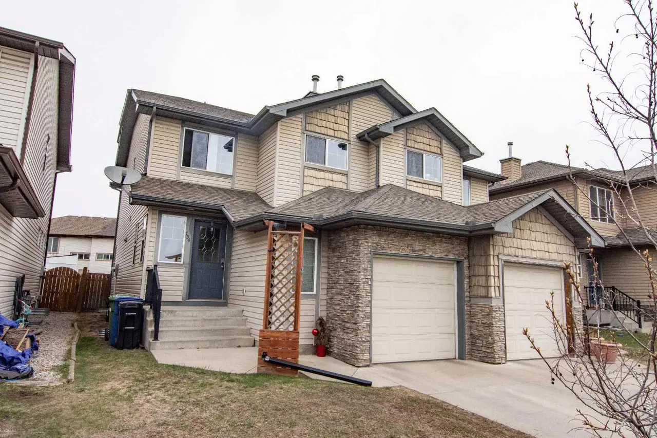 754 Luxstone Gate SW
