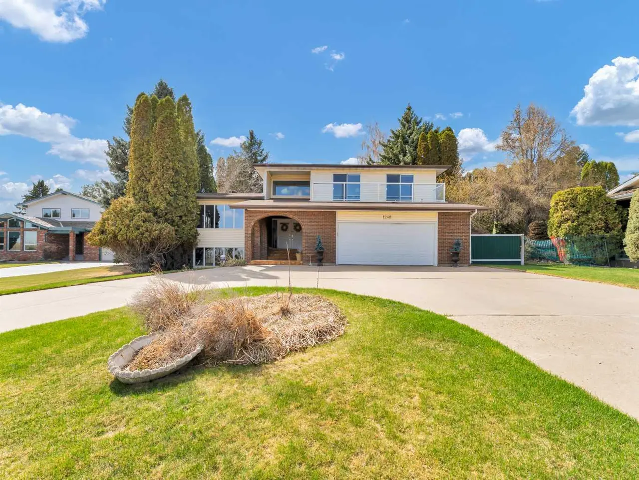 1248 Parkview Drive NE