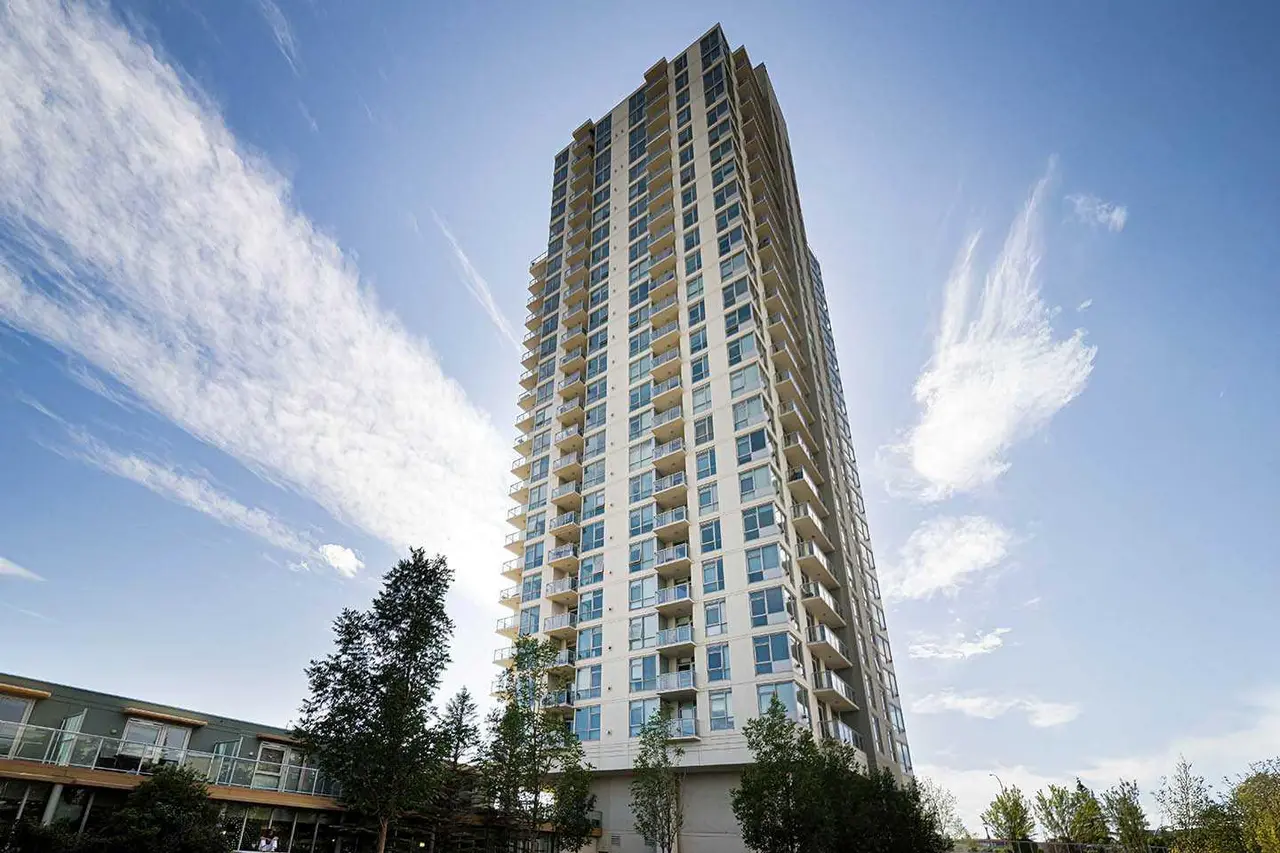 707, 77 Spruce Place SW