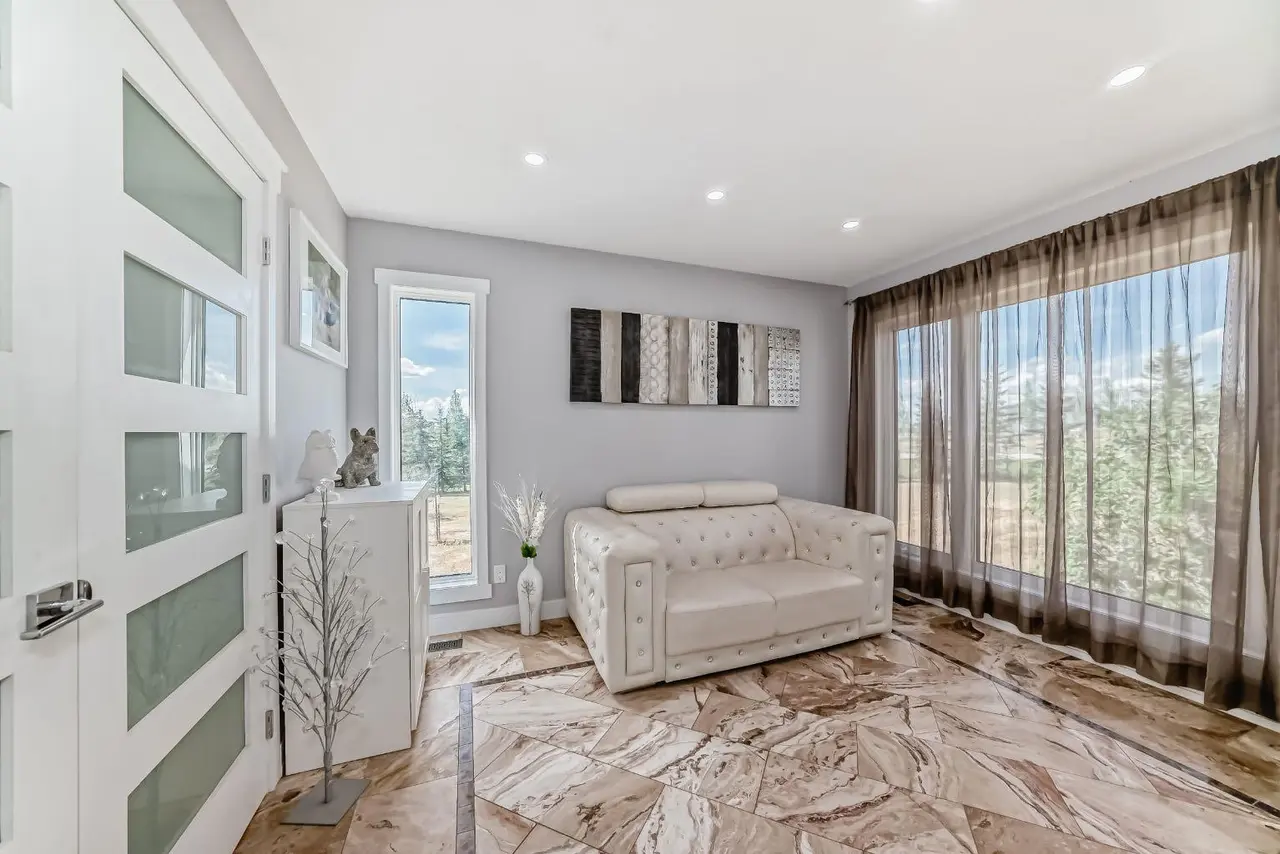 240076 PARADISE MEADOW Drive 