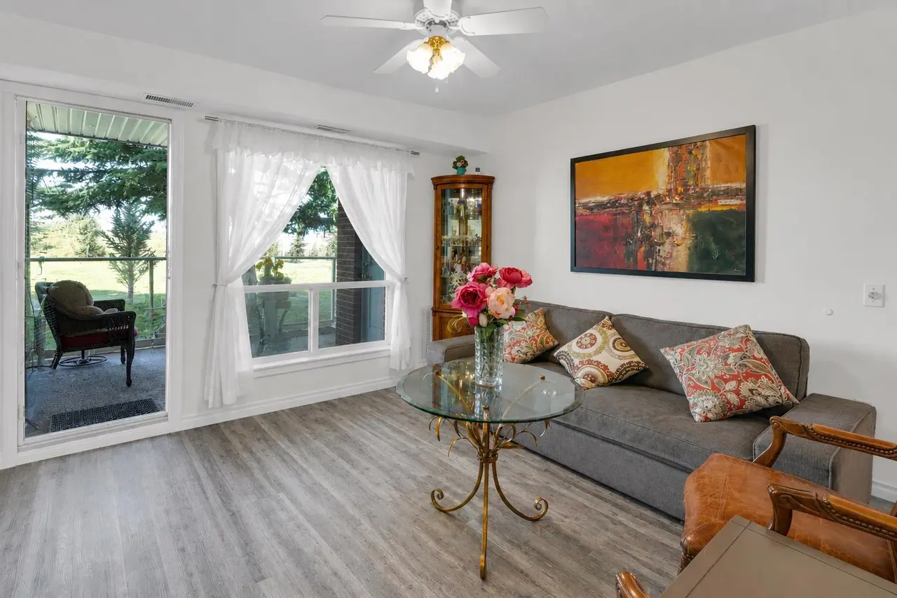 1114, 1818 Simcoe Boulevard SW