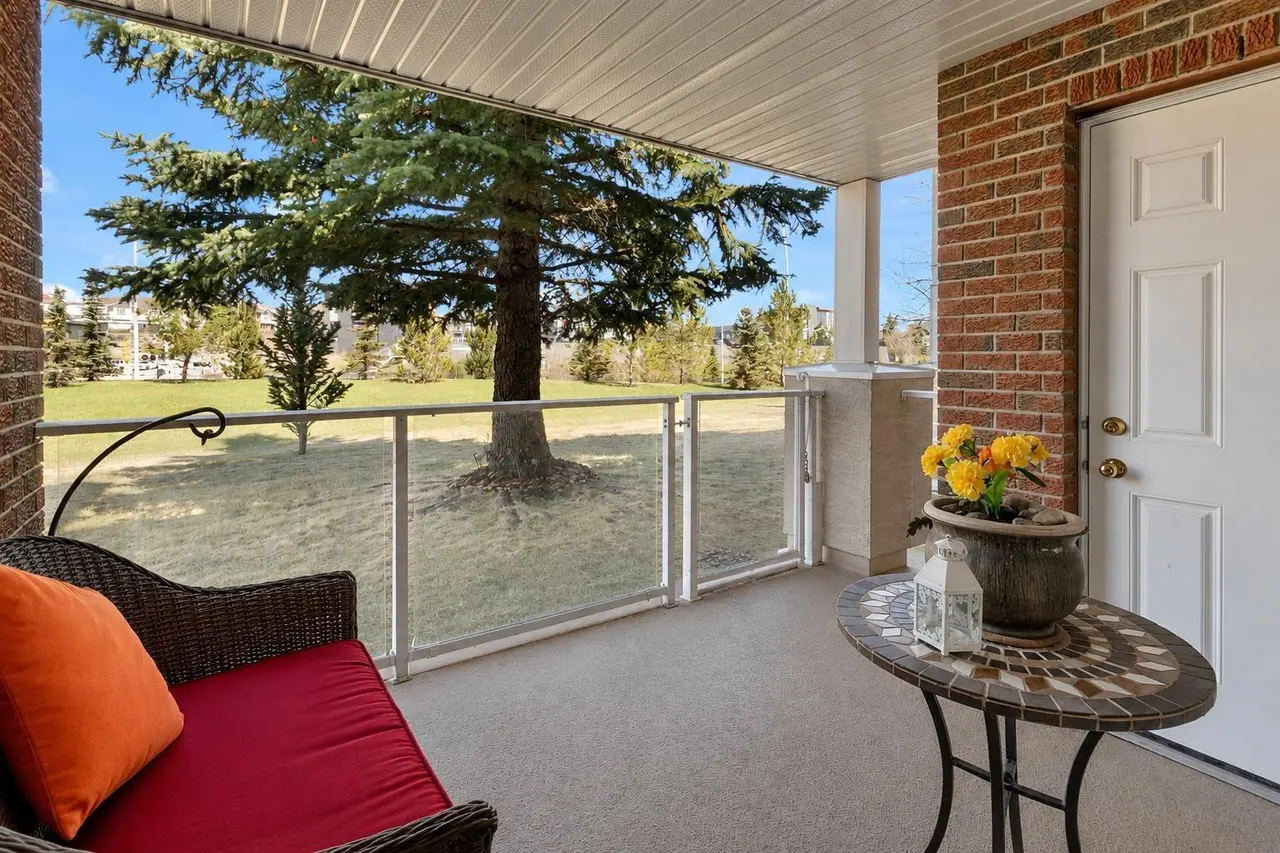 1114, 1818 Simcoe Boulevard SW