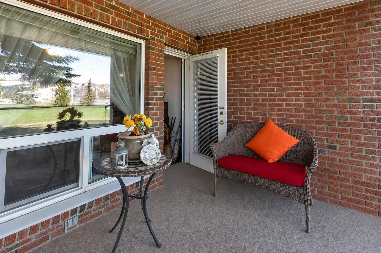 1114, 1818 Simcoe Boulevard SW