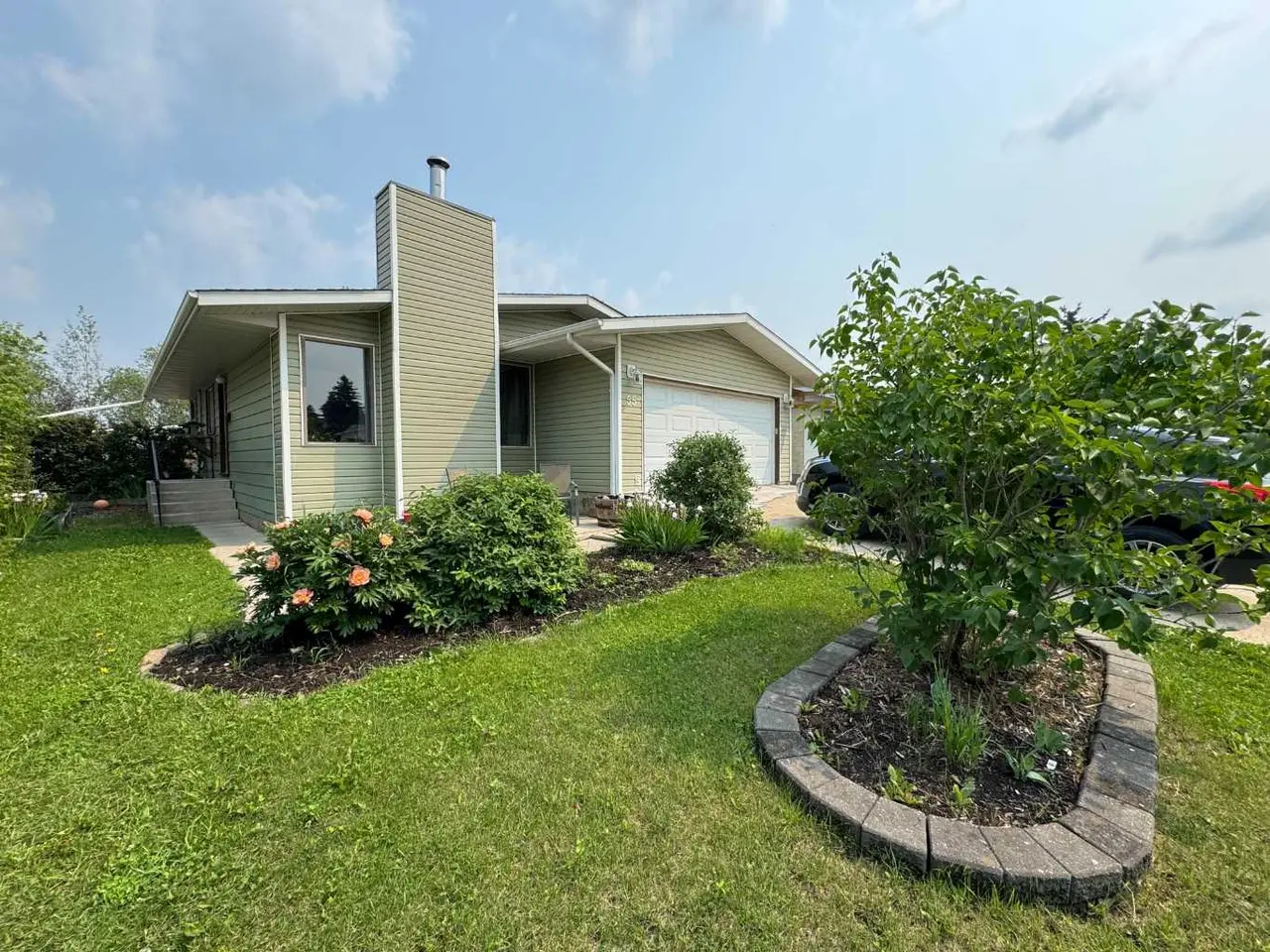 55 Nyman Crescent