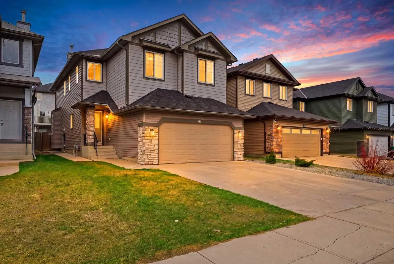61 Saddleland Drive NE