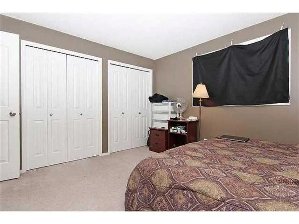 2314, 10 Prestwick Bay SE