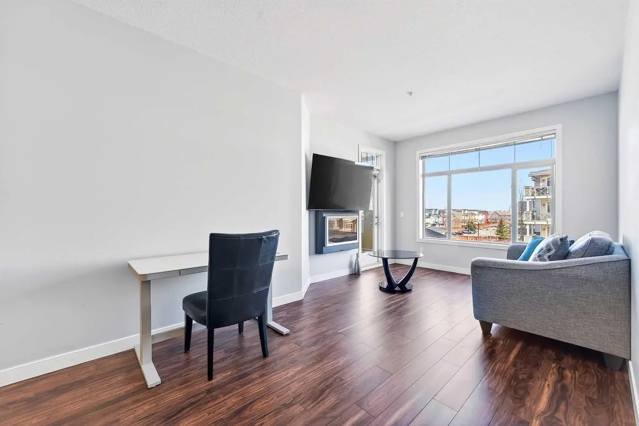 301, 16 Auburn Bay Link SE