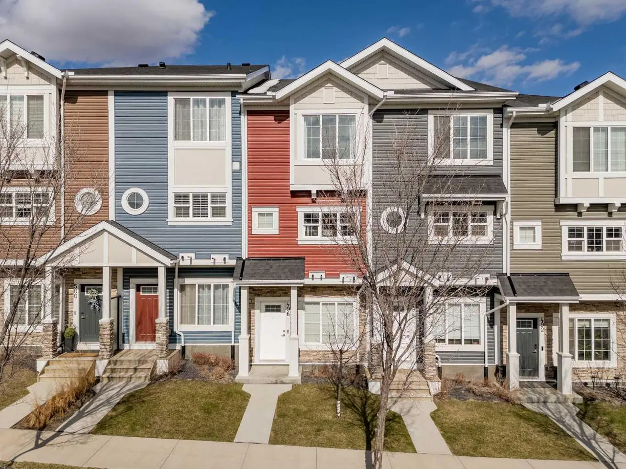 496 Nolan Hill Boulevard NW