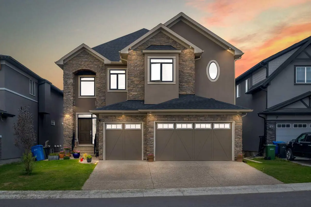 205 Kinniburgh Cove