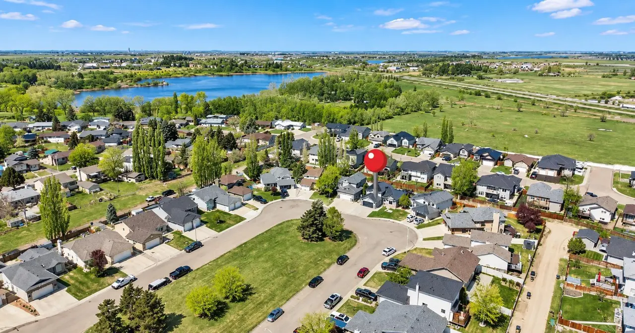 75 Parkland Close E