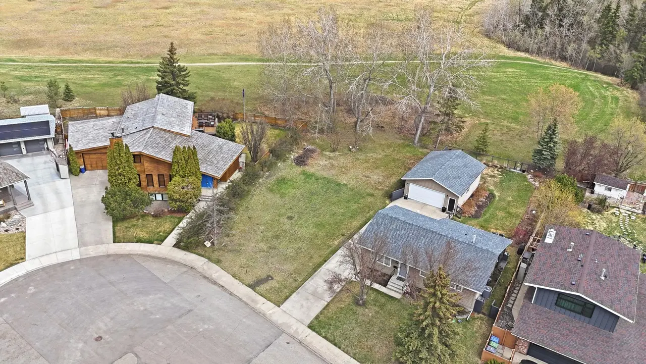223 Piper Drive 