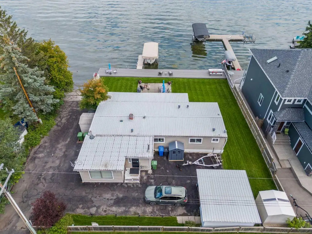 828 West Chestermere  