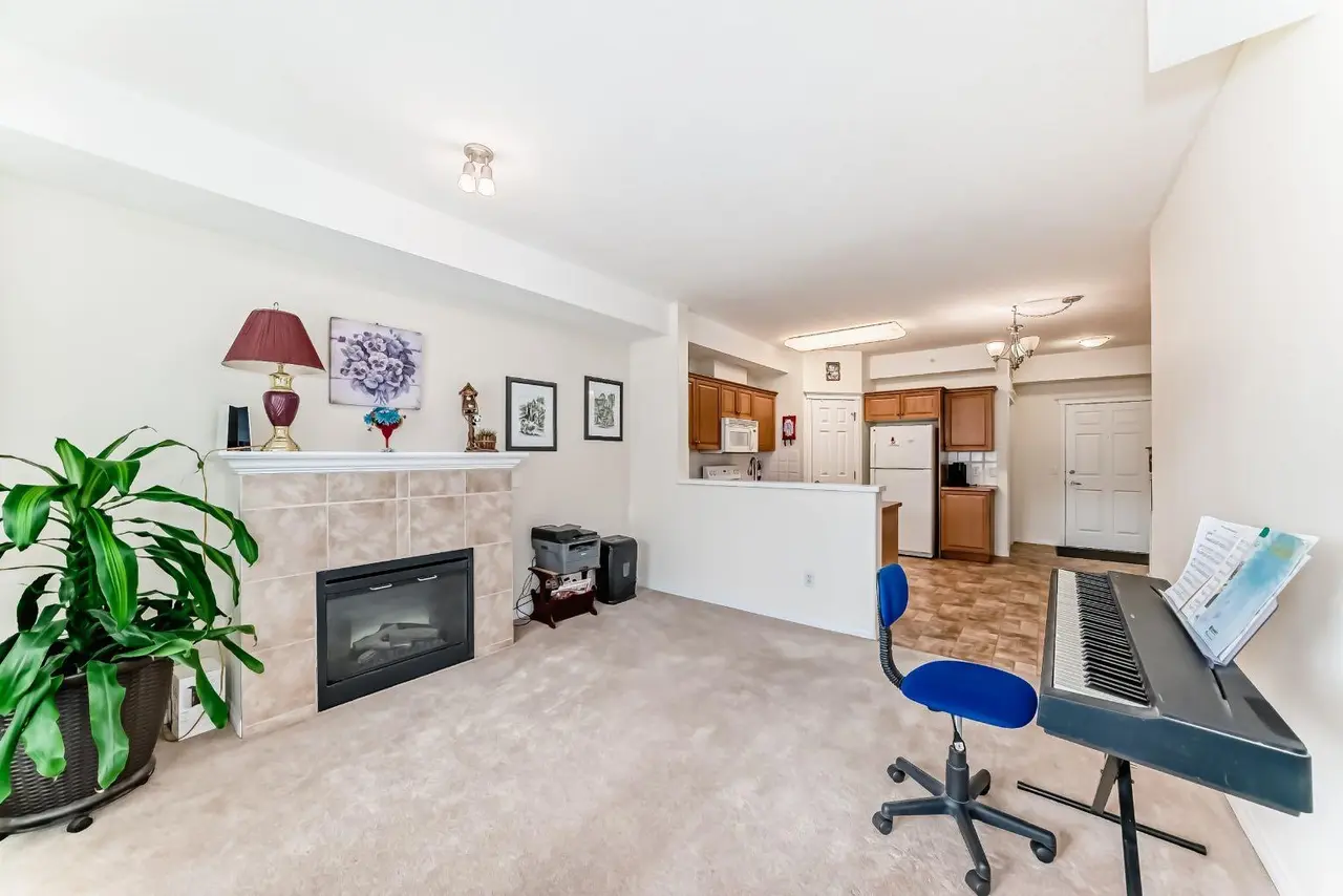 446, 15 Everstone Drive SW