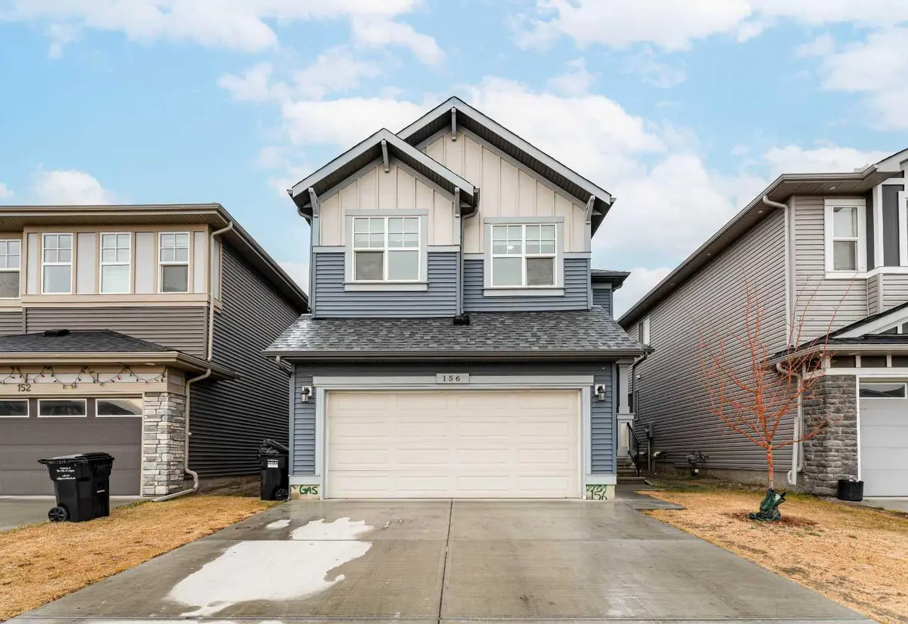156 Savanna Drive NE