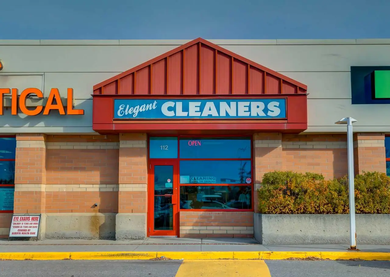 Bay 112, 250 Shawville Boulevard SE