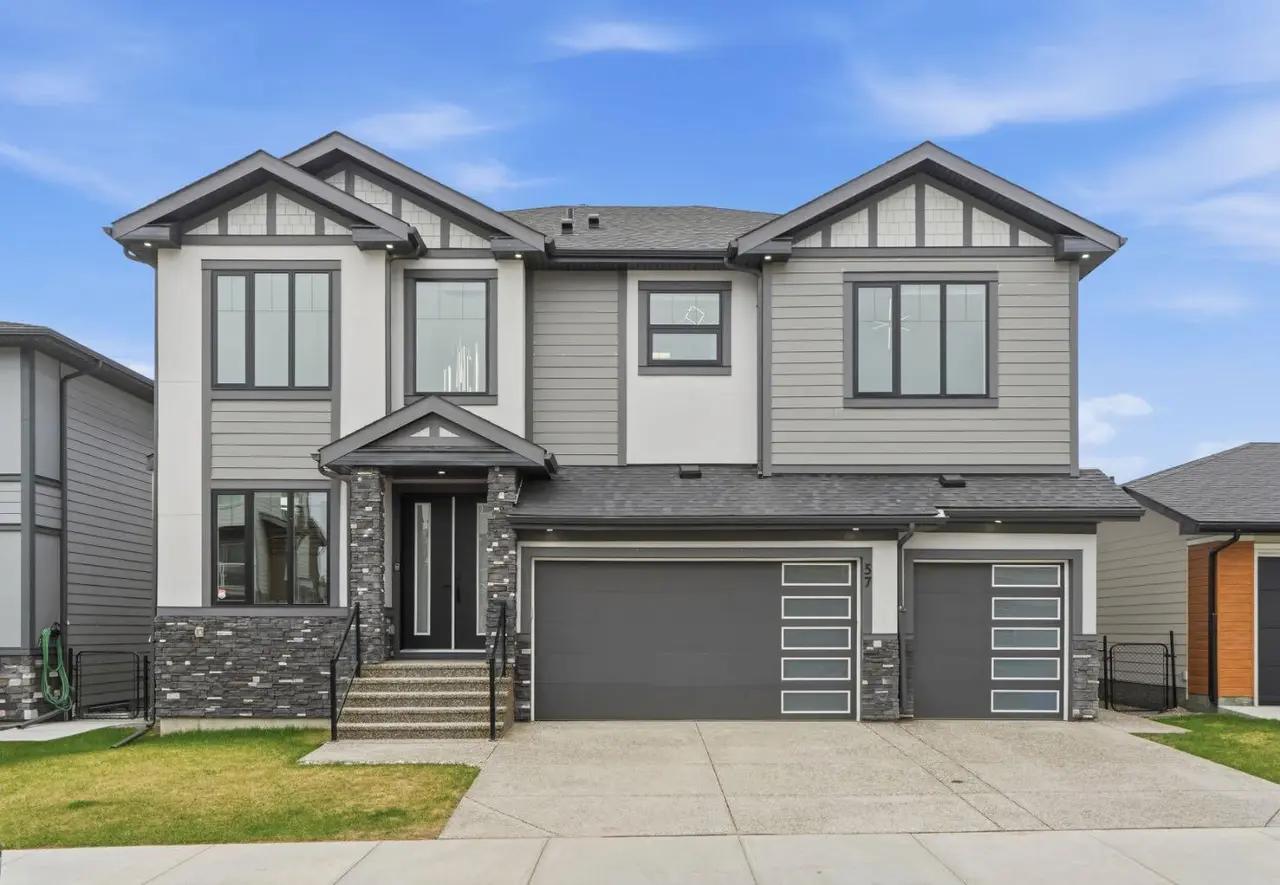 57 Harvest Hills Manor NE