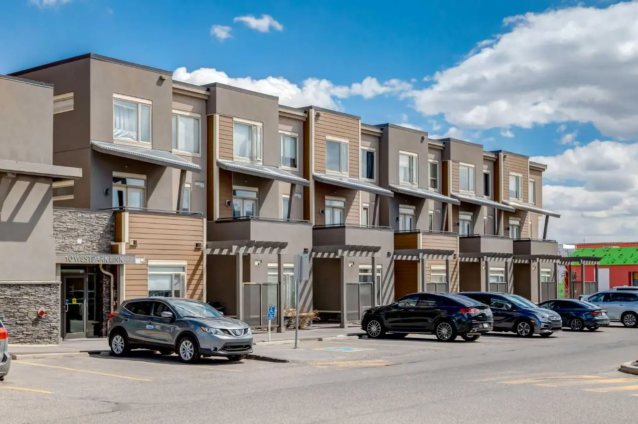 207, 10 Westpark Link